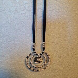 Striking silver pendant necklace